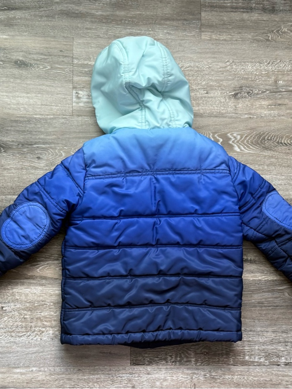 ✝️ Cat & Jack | LIKE NEW • Blue Ombre Puffer Jacket • 4T - Picture 4 of 7